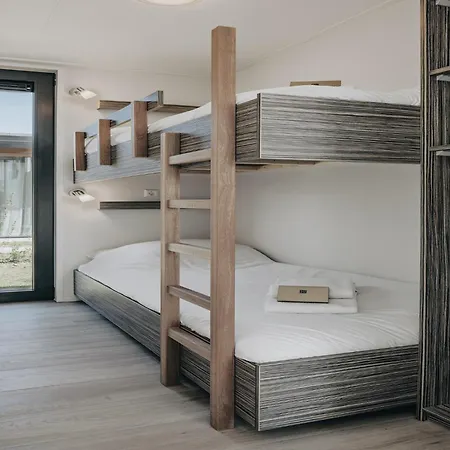 Luxury With 2 Bathrooms, Near Markermeer Holiday home *