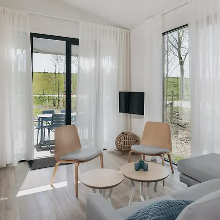 Luxury With 2 Bathrooms, Near Markermeer *