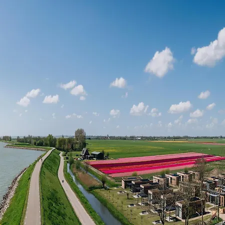 Luxury With 2 Bathrooms, Near Markermeer