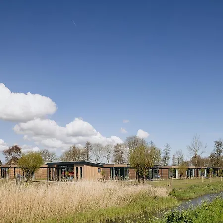 Luxury With 2 Bathrooms, Near Markermeer *